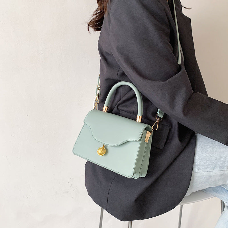 Net Celebrity Single-Shoulder Messenger Bag