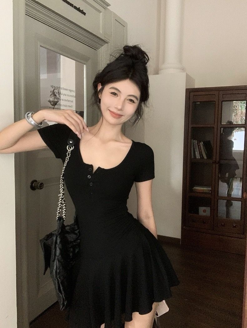 Gray U-neck Slim-fit Short Sleeve Dress Women